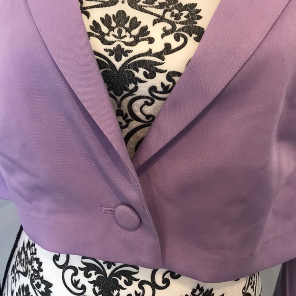 SOLD! BRAND NEW! H&M Mid-Section Blazer - Picture 3 of 4